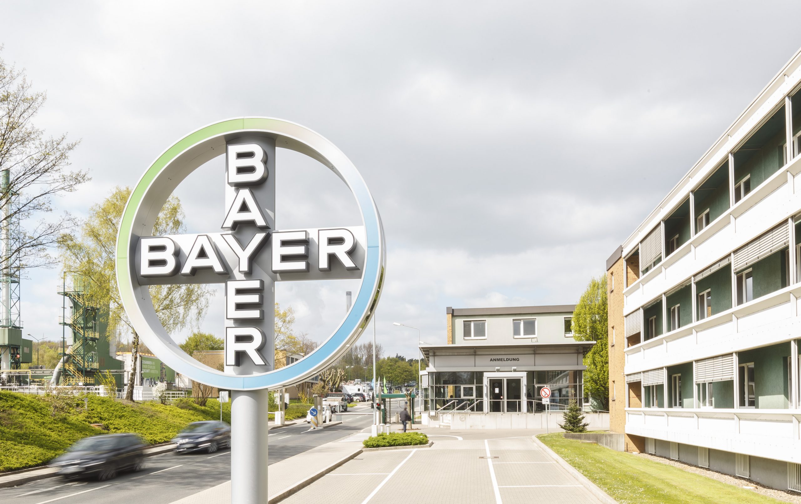 Aussenansicht des Bayergebäudes